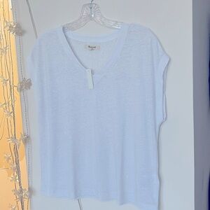 Brand new with tags NWT white sleeveless linen madewell V-neck muscle tee small